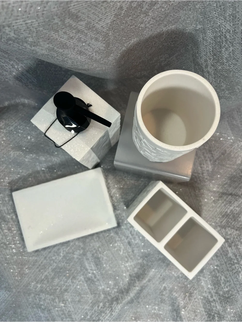 Karl Lagerfeld White Textured Bath Vanity Set